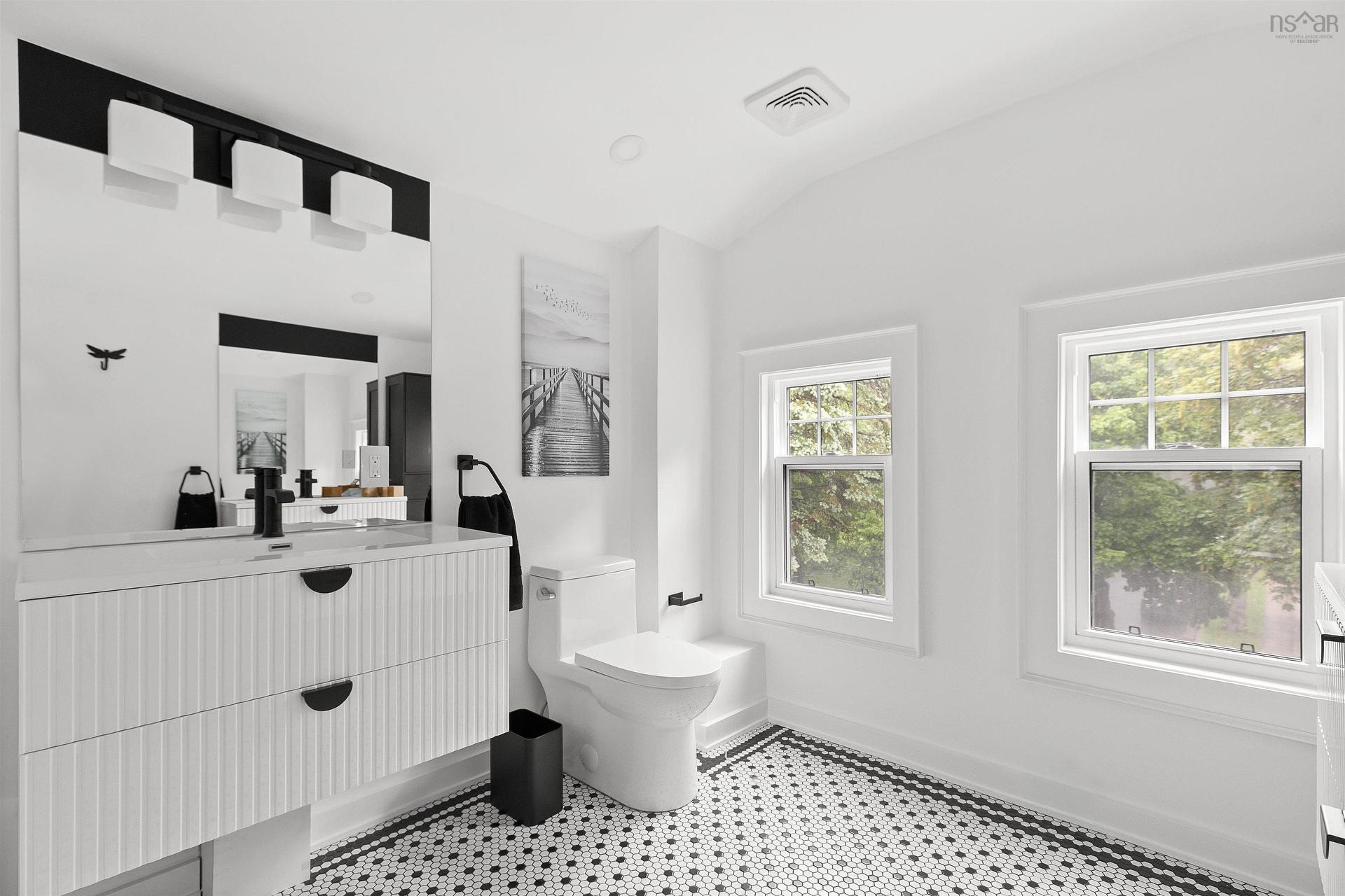 6196 Oakland Road, Halifax, NS
