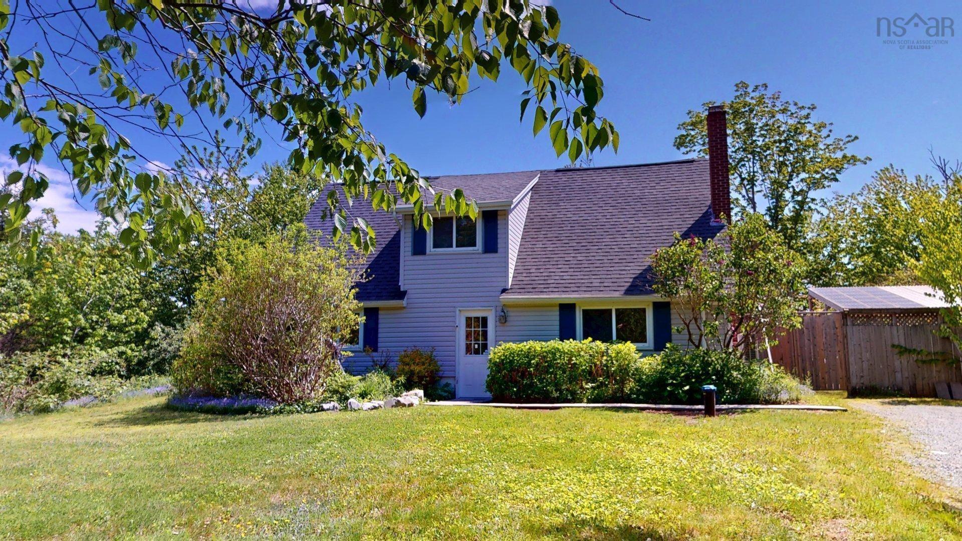 2554 Highway 7 Highway, East Preston, NS