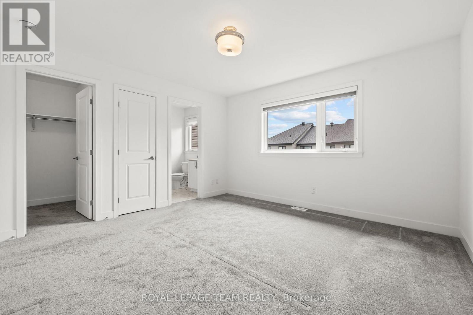 47 Moosonee Crescent, Ottawa, ON