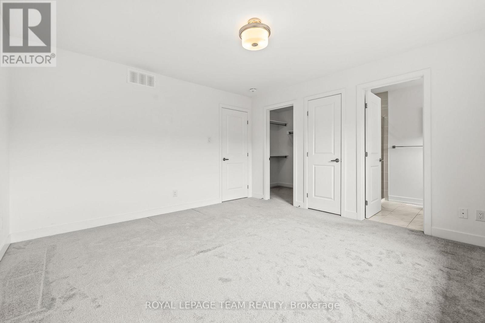 47 Moosonee Crescent, Ottawa, ON