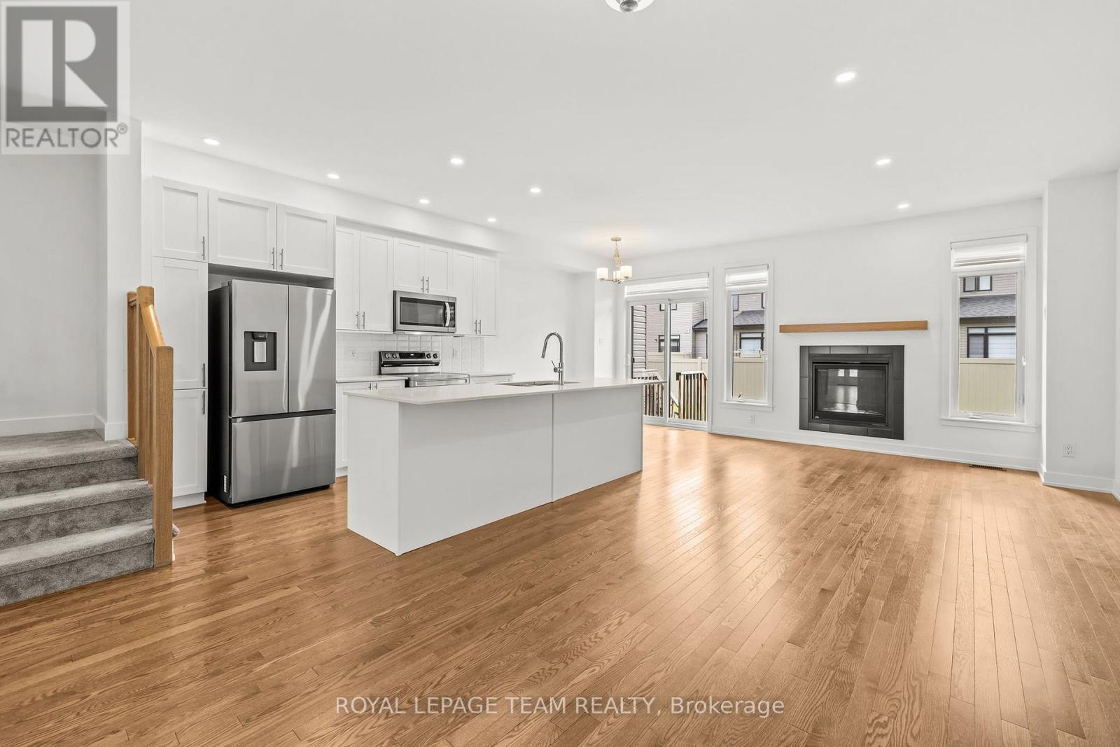 47 Moosonee Crescent, Ottawa, ON