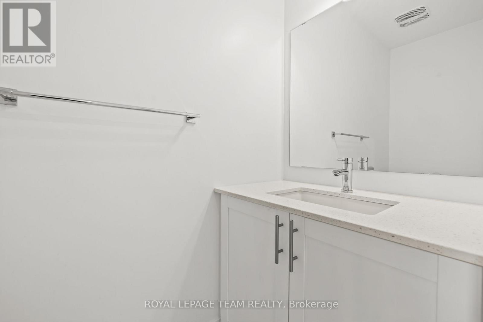 47 Moosonee Crescent, Ottawa, ON