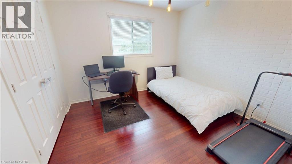 74 Liam Drive, Hamilton, ON