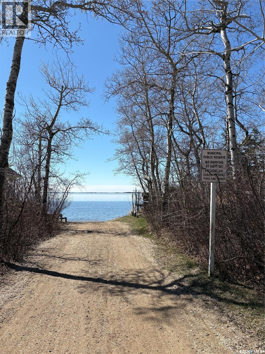 3 North Bay, Fishing Lake, SK