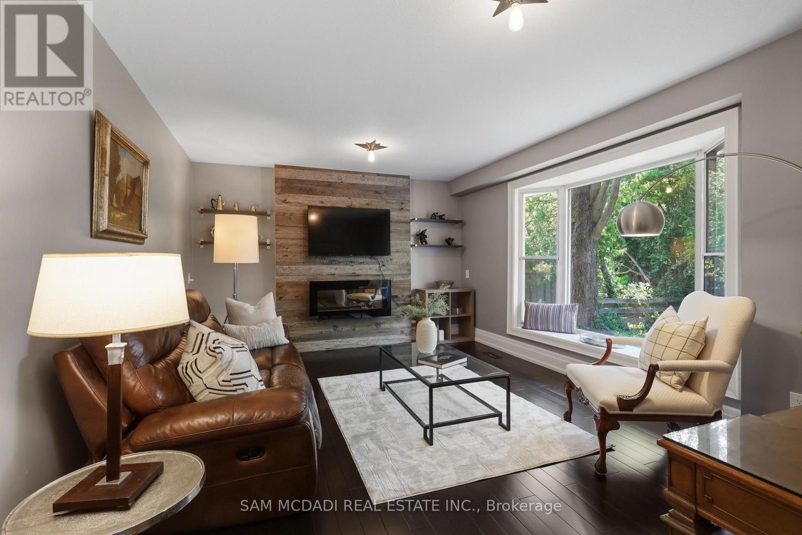 1449 Truscott Drive, Mississauga, ON