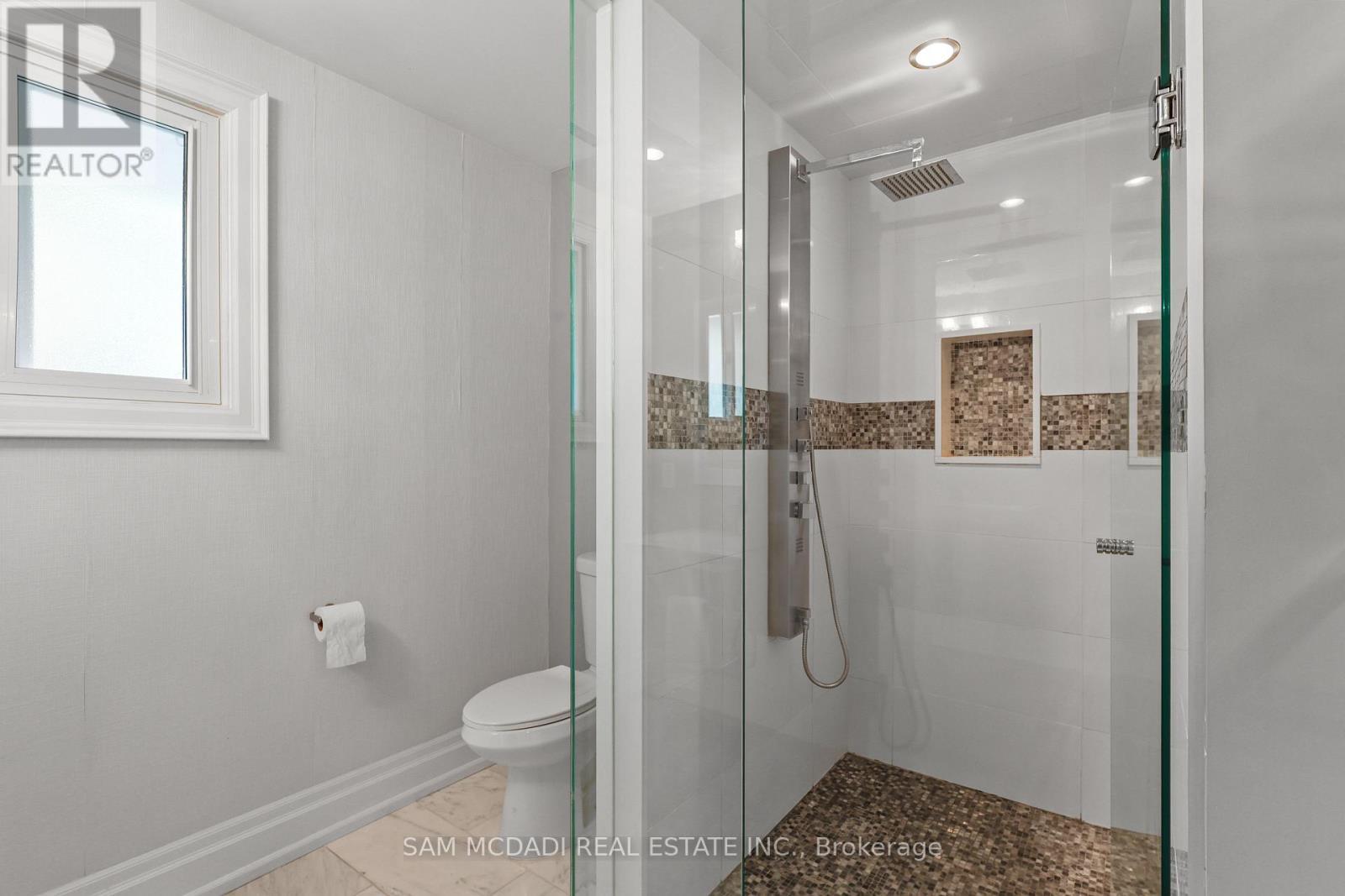 1449 Truscott Drive, Mississauga, ON