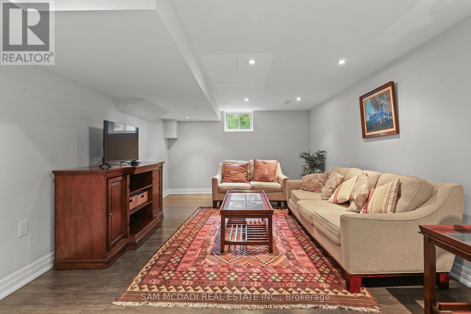 1449 Truscott Drive, Mississauga, ON