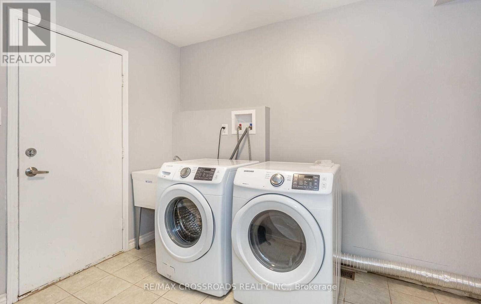 5041 Rundle Court, Mississauga, ON