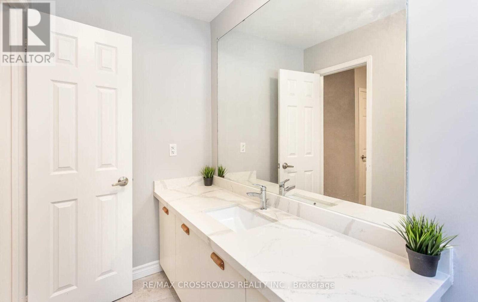 5041 Rundle Court, Mississauga, ON