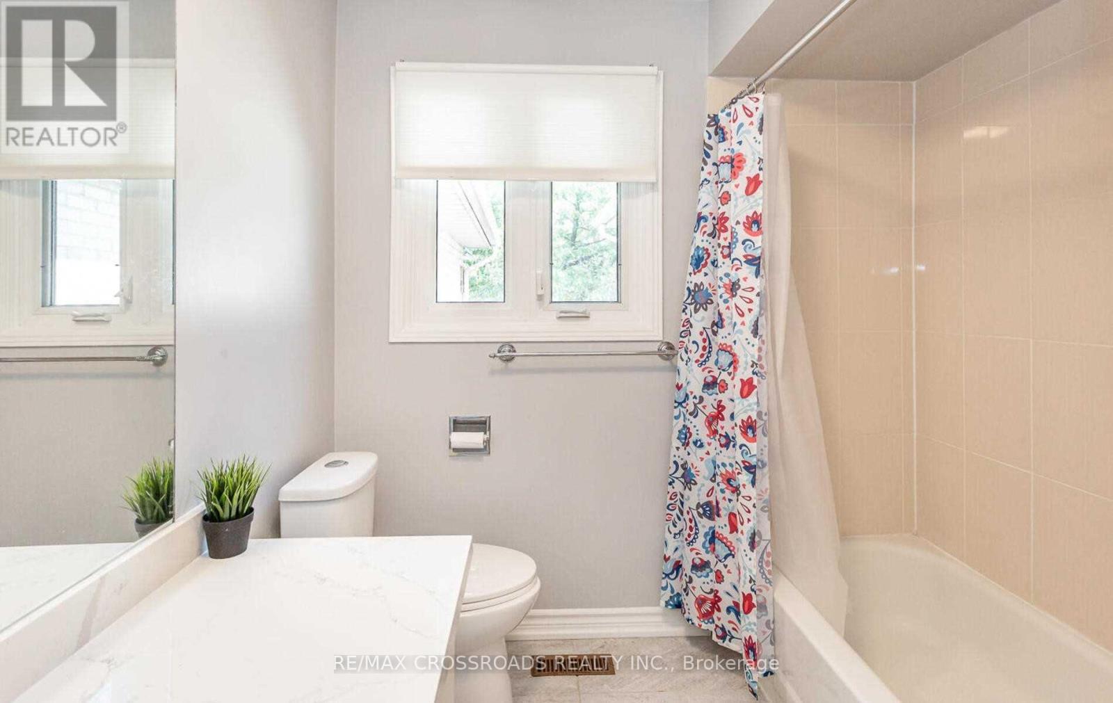 5041 Rundle Court, Mississauga, ON