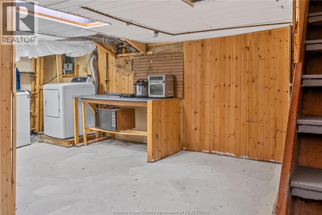 637 Cameron, Windsor, ON