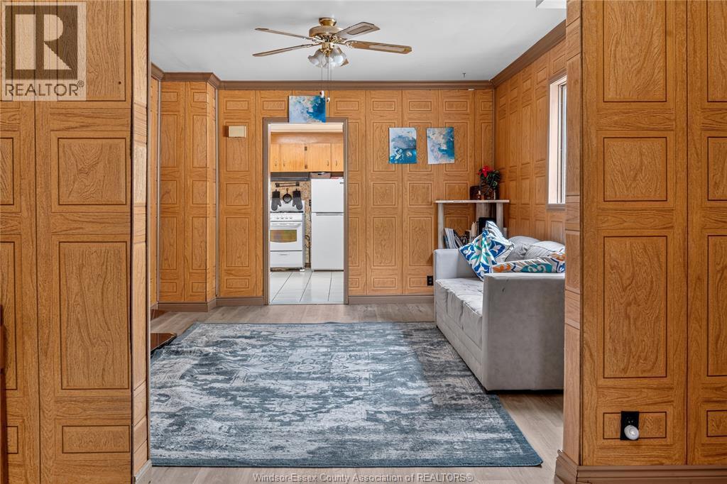 637 Cameron, Windsor, ON