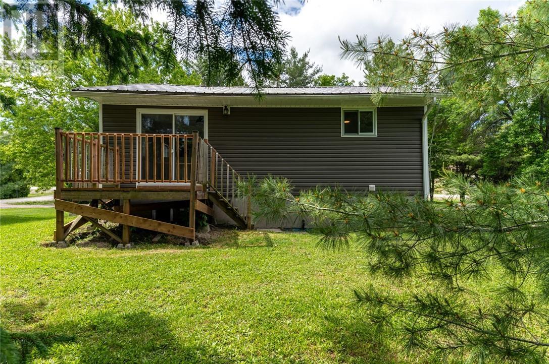 105 Labrosse Road, French River, ON