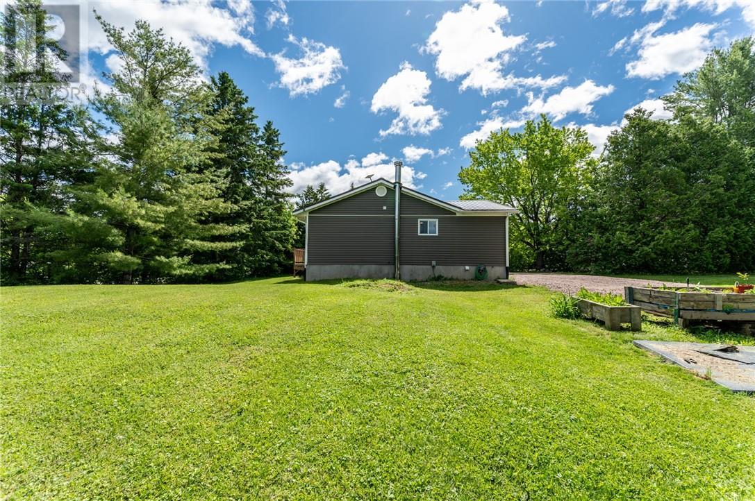 105 Labrosse Road, French River, ON