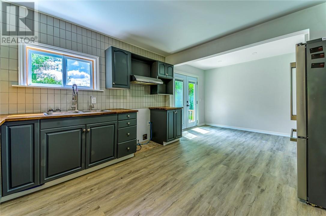 105 Labrosse Road, French River, ON
