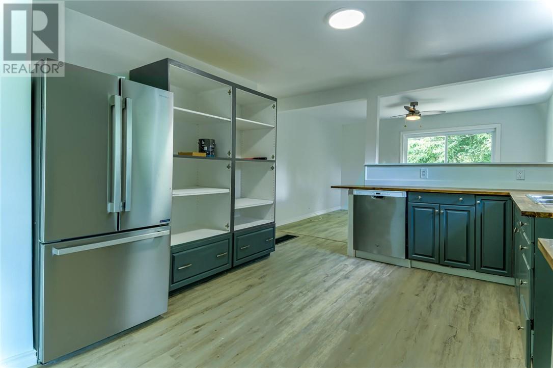 105 Labrosse Road, French River, ON