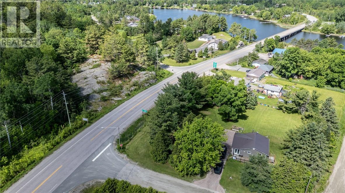 105 Labrosse Road, French River, ON