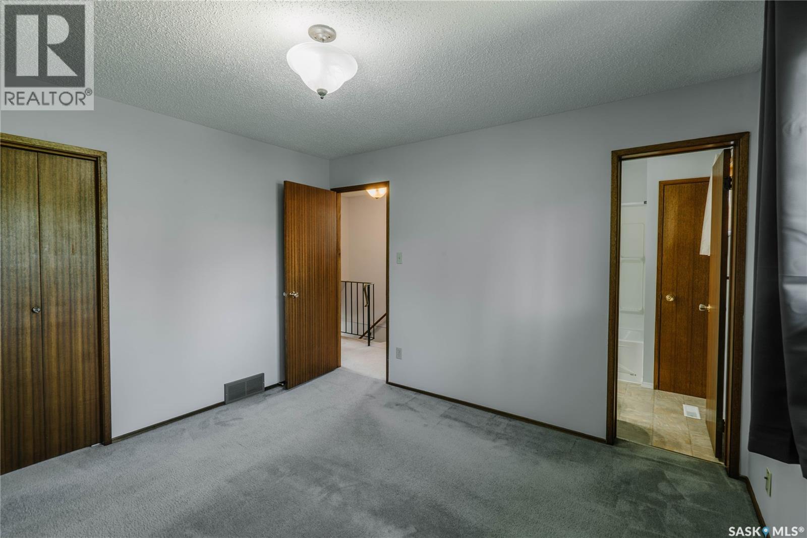 758 Lenore Drive, Saskatoon, SK