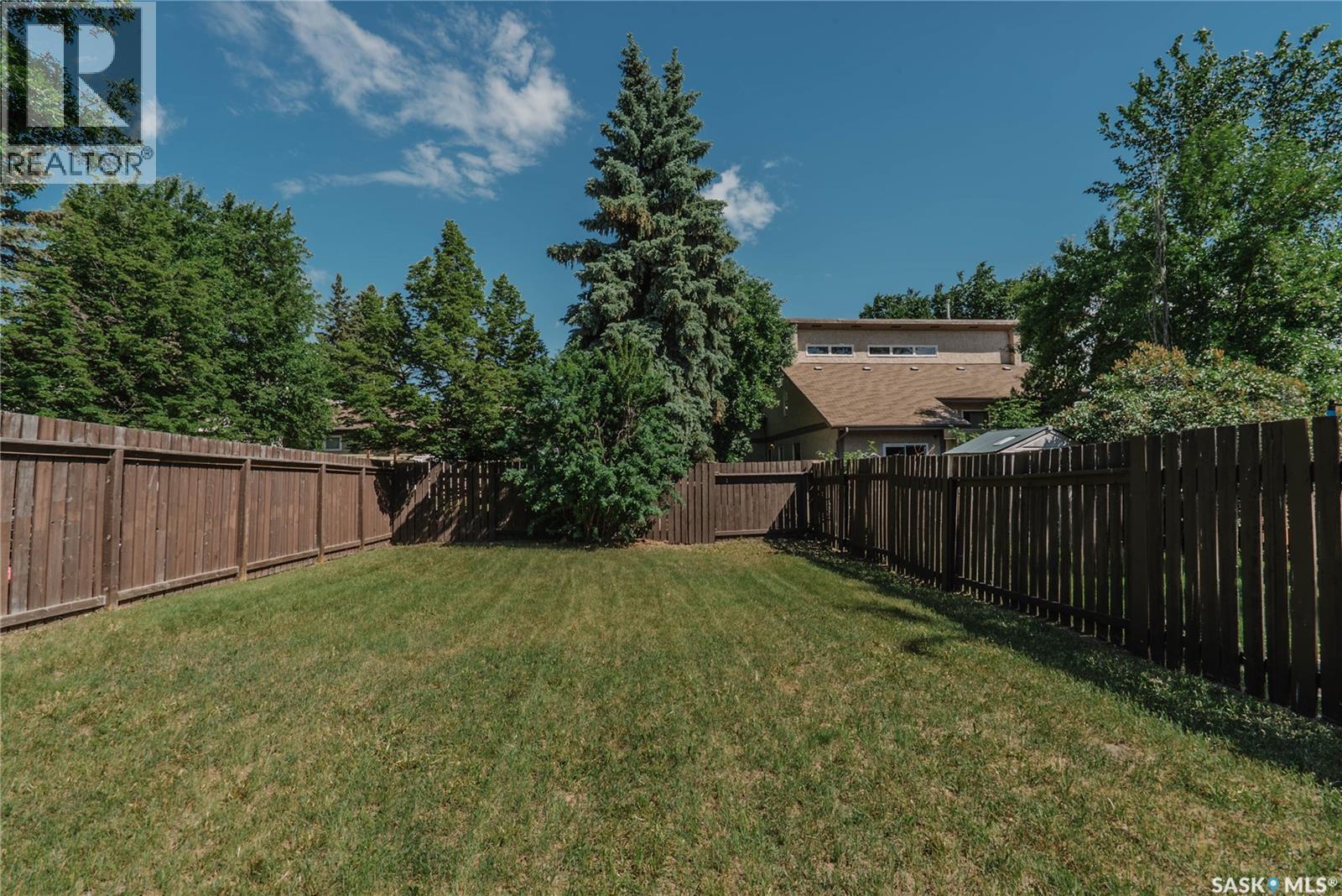 758 Lenore Drive, Saskatoon, SK