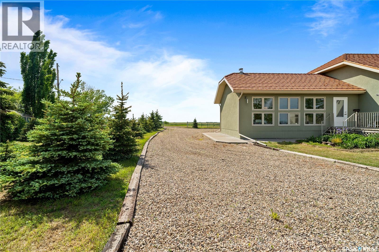 400 Lakeshore Drive, Wee Too Beach, SK
