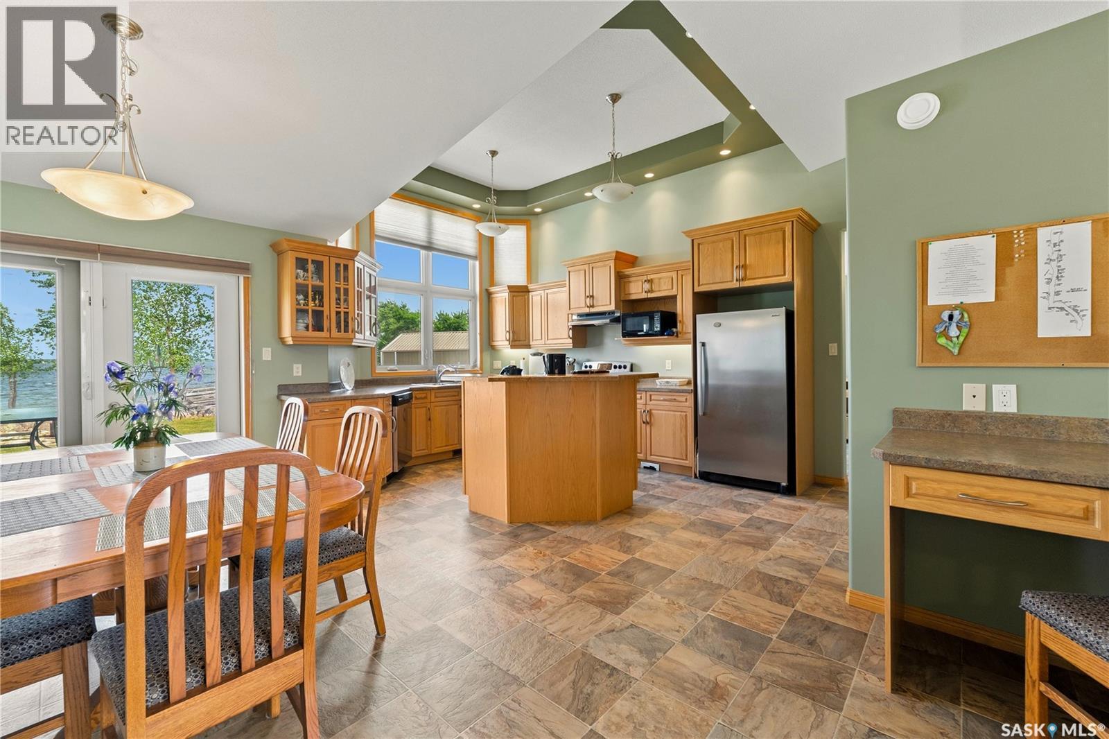 400 Lakeshore Drive, Wee Too Beach, SK