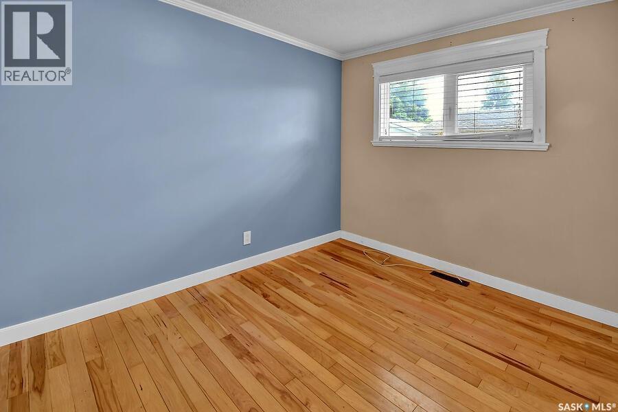 1369 East Centre, Saskatoon, SK