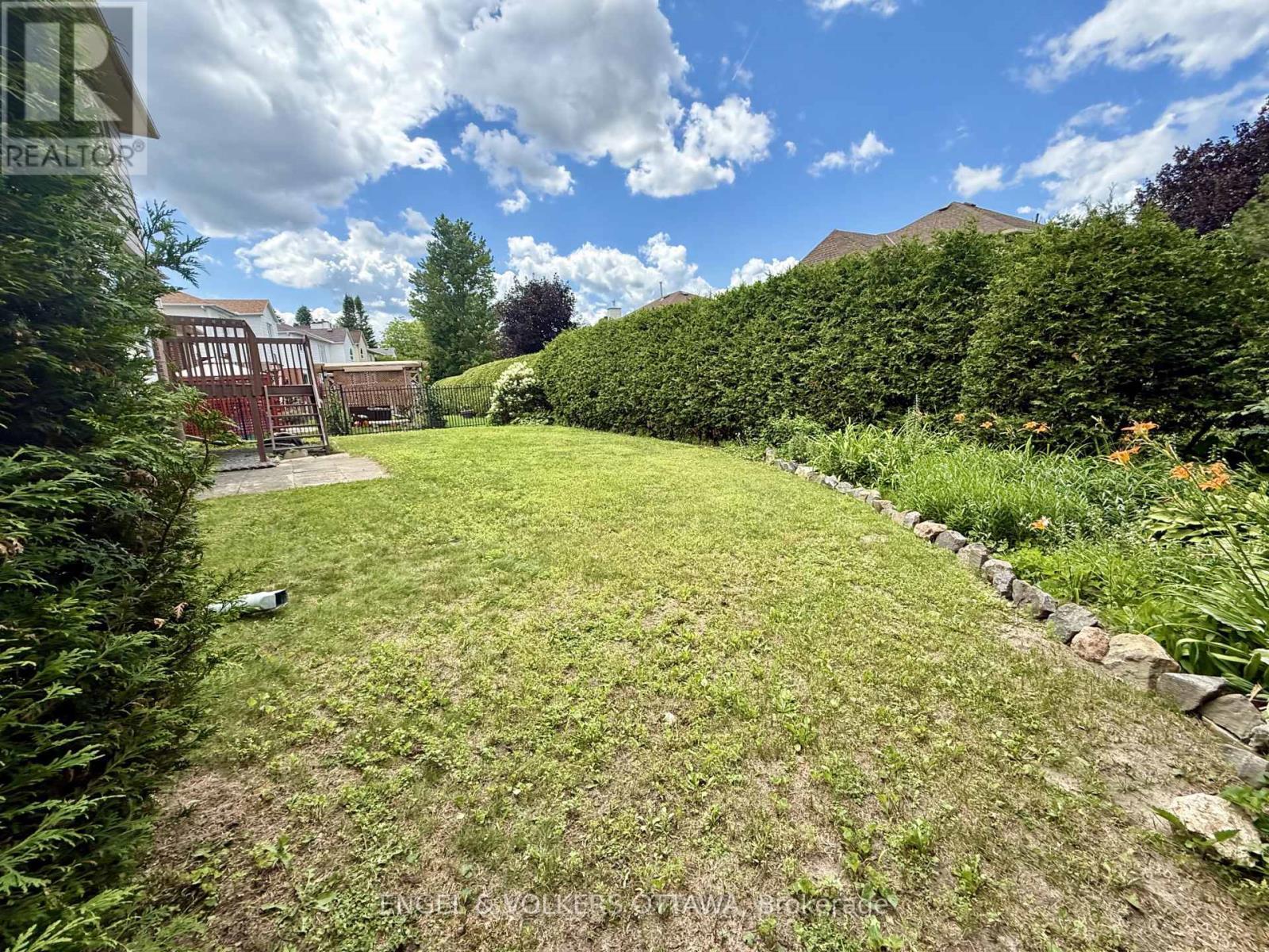 3 Balding Crescent, Ottawa, ON