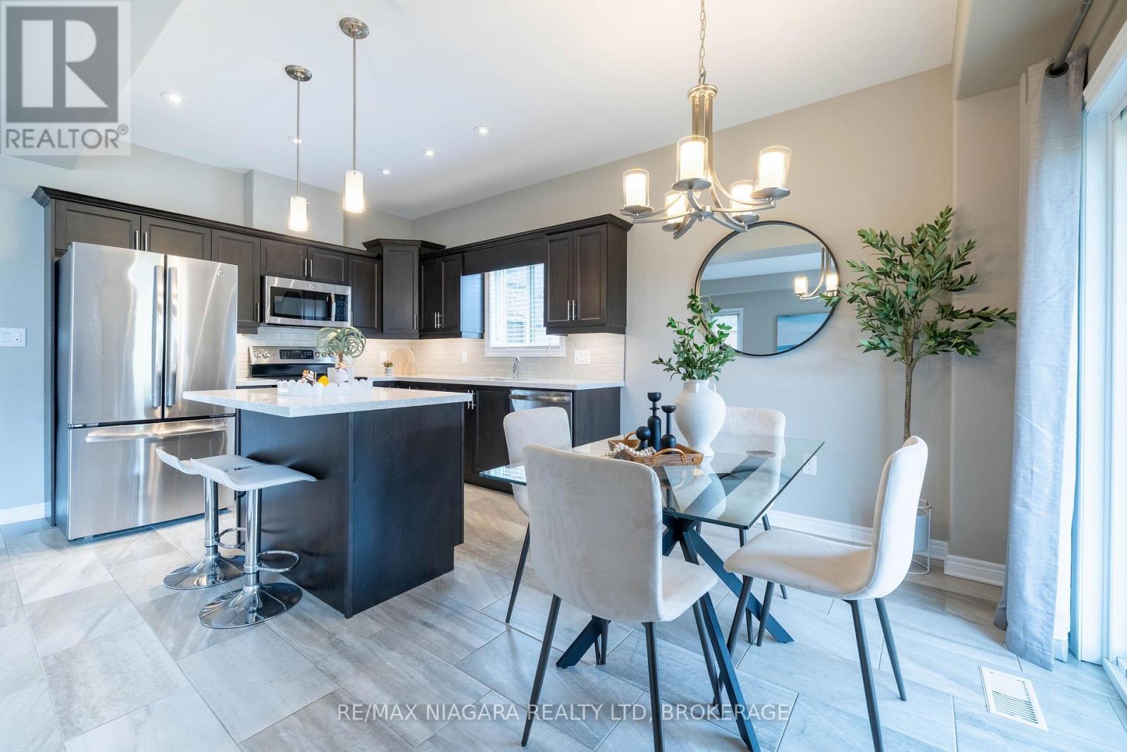 9385 Eagle Ridge Drive, Niagara Falls (Forestview), ON