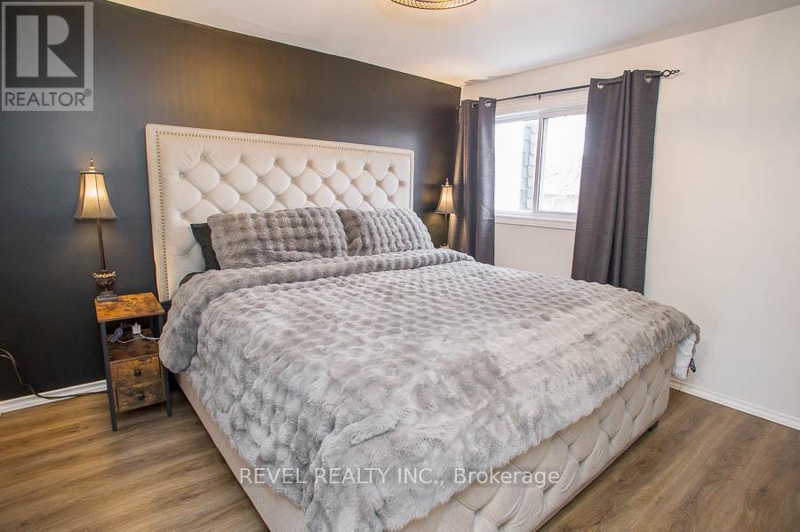 52 - 273 Elgin Street, Brantford, ON