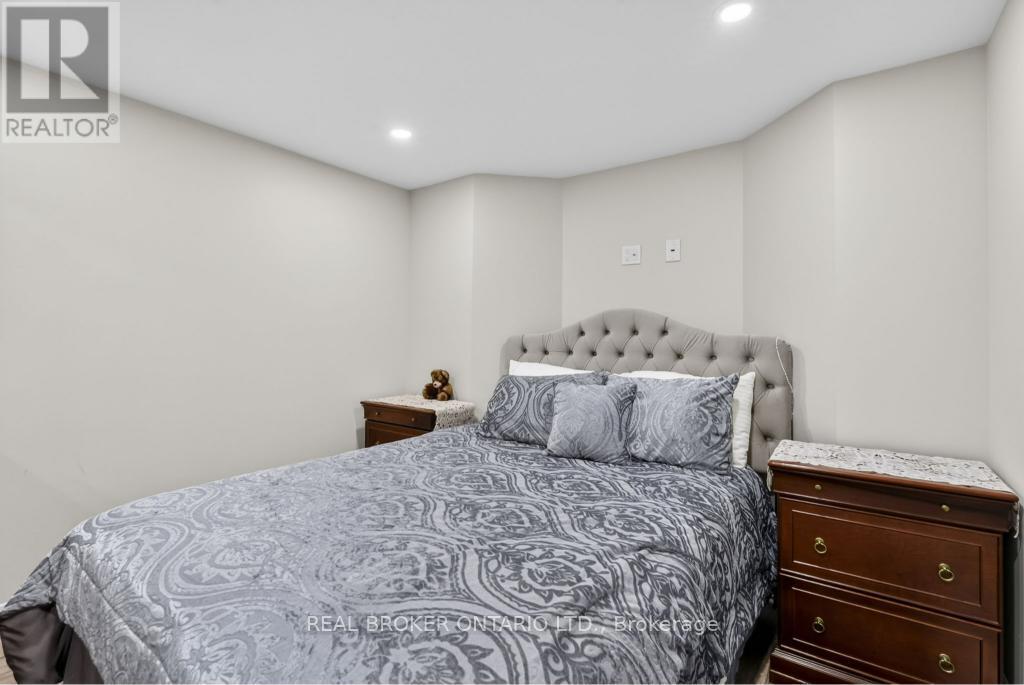 110 Greentrail Drive, Hamilton, ON