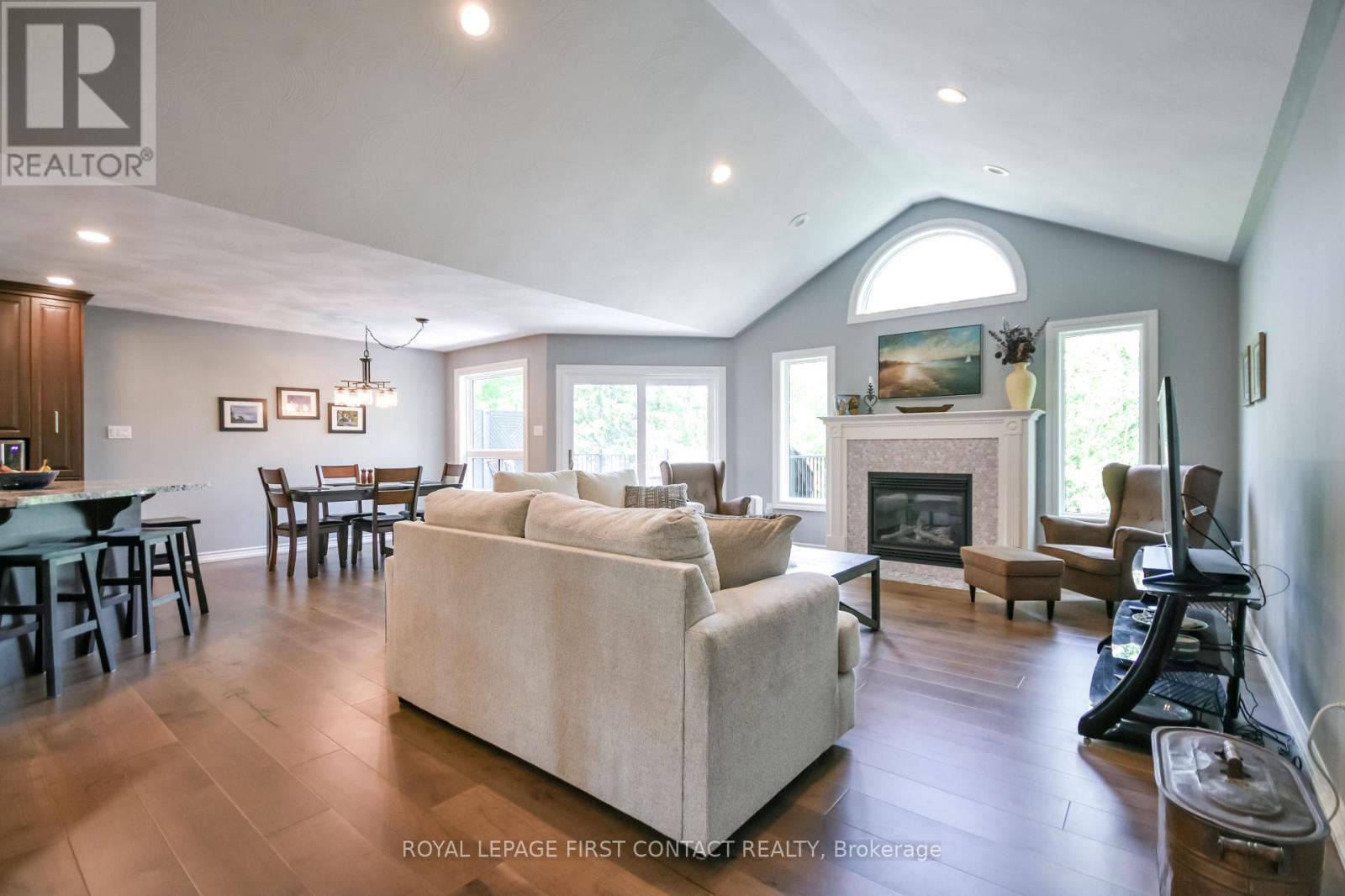 6 Nicklaus Drive, Barrie, ON