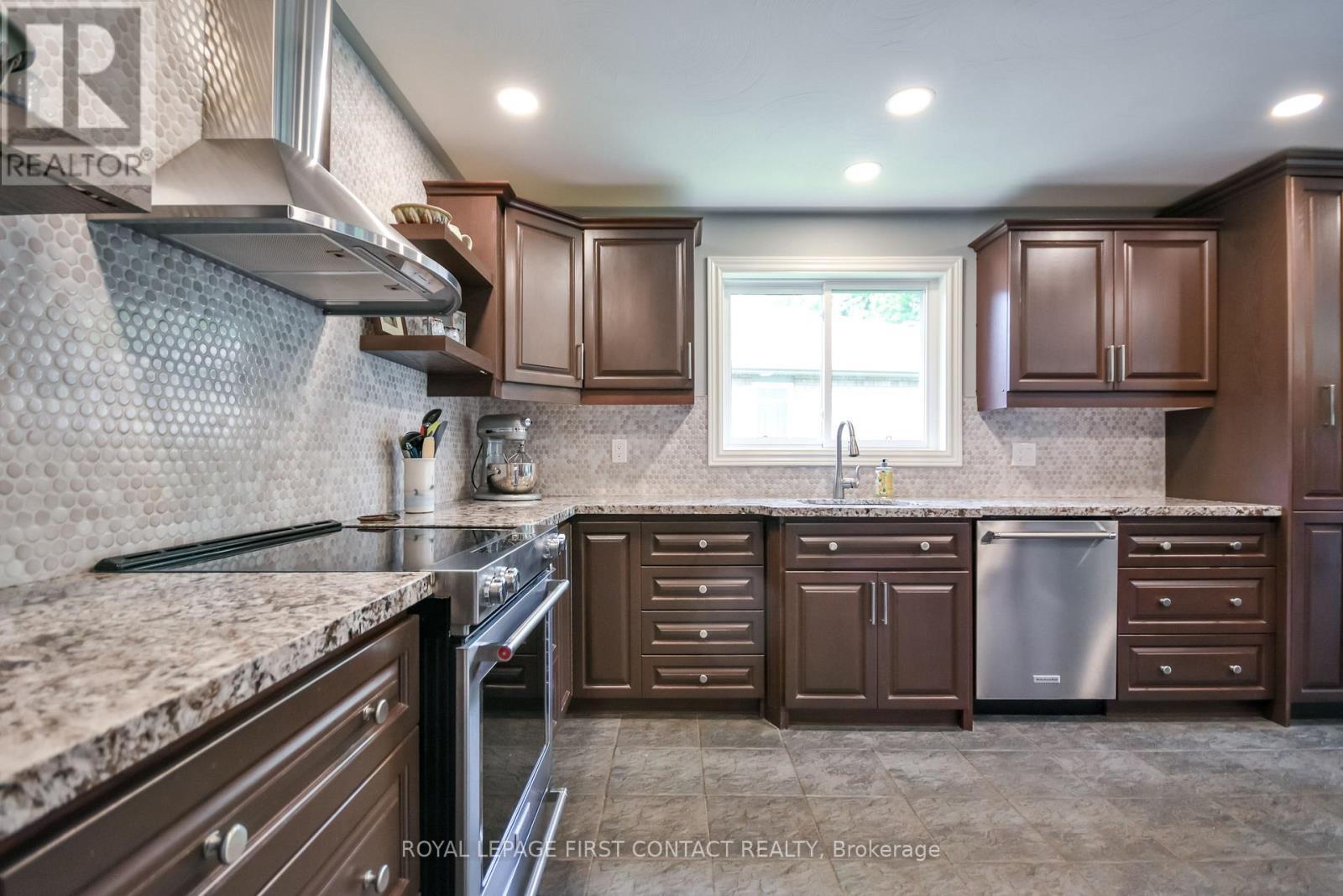 6 Nicklaus Drive, Barrie, ON