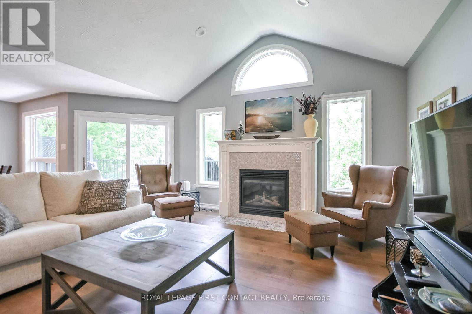 6 Nicklaus Drive, Barrie, ON