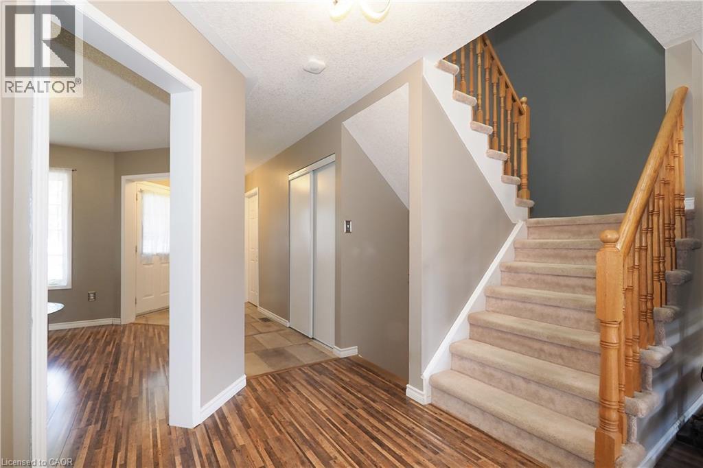 98 Langlaw Drive, Cambridge, ON