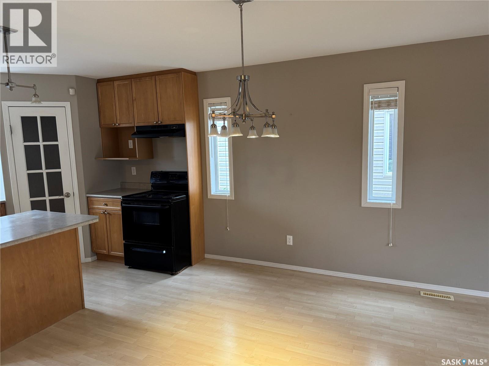 122 Keedwell Street, Saskatoon, SK