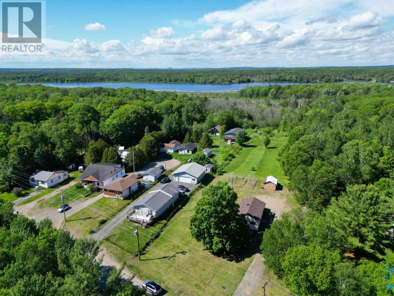252 Youngfox Rd, Blind River, ON