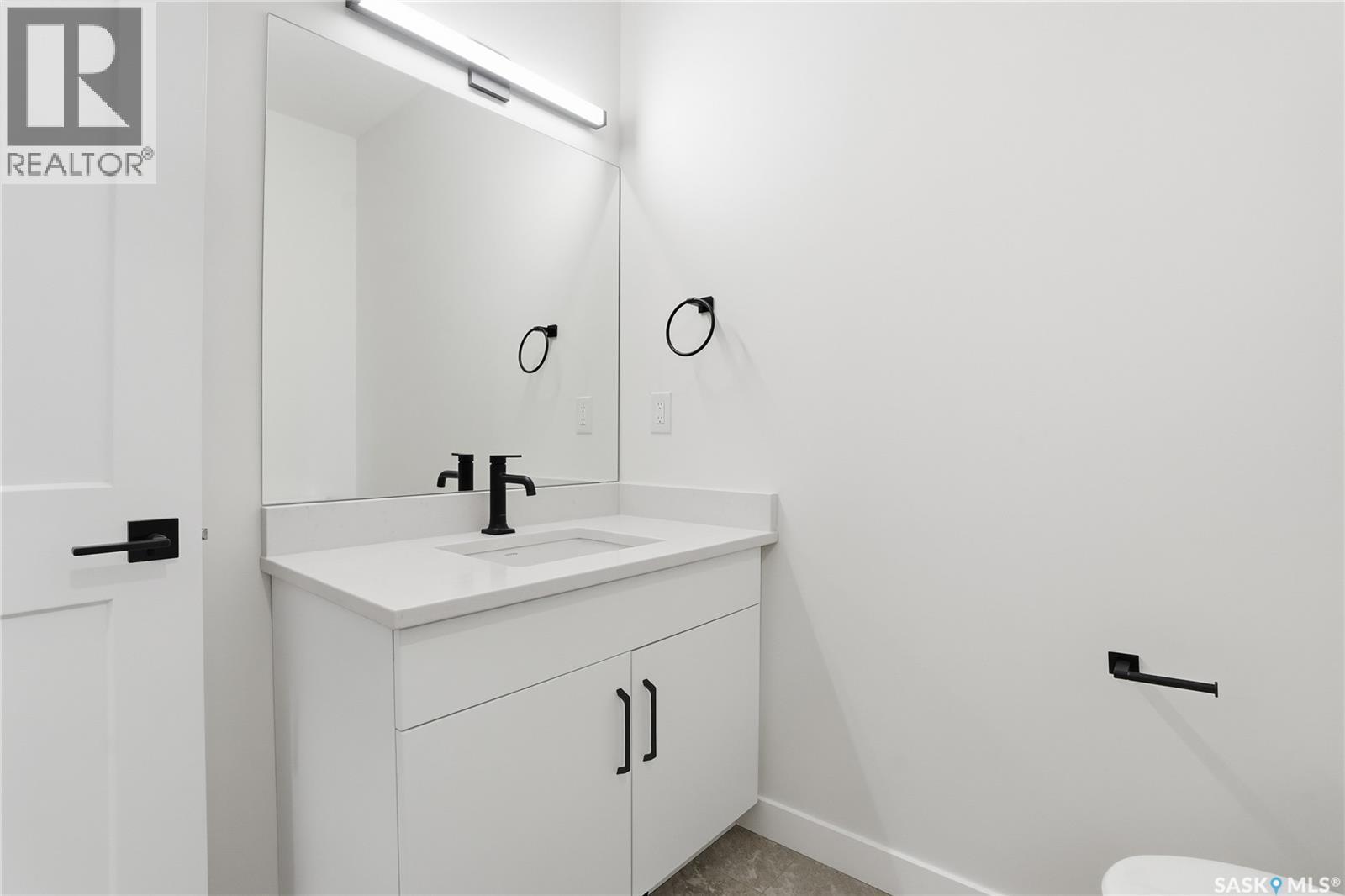 211 Sharma Lane, Saskatoon, SK