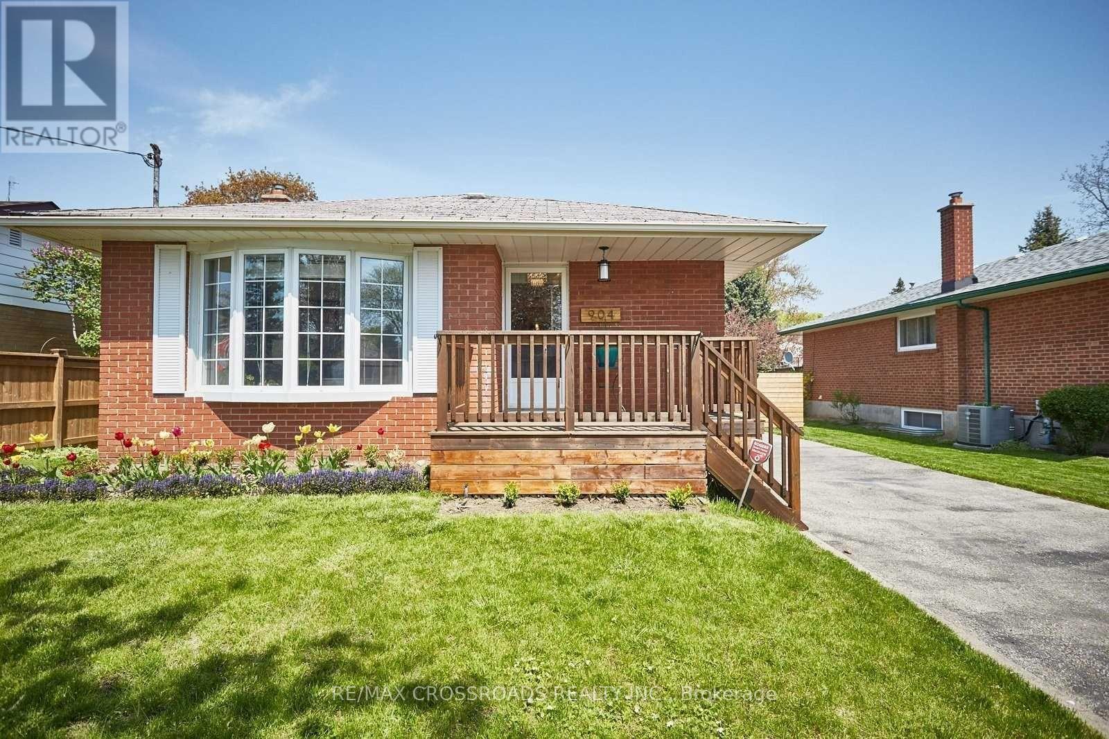 Bsmt - 904 Crocus Crescent, Whitby, ON