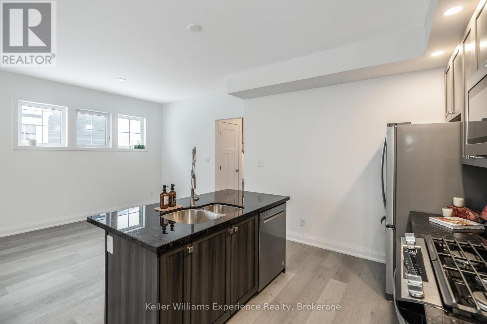 24 Danielle Crescent, Midland, ON