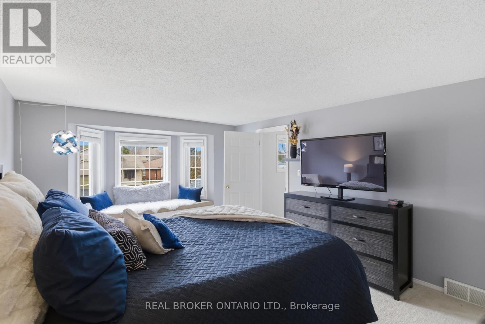107 Rose Bridge Crescent, Cambridge, ON