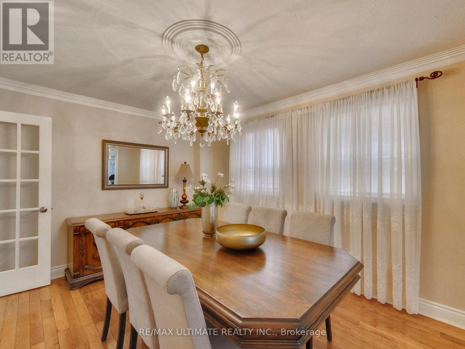 135 Glenn Hawthorne Boulevard, Mississauga, ON