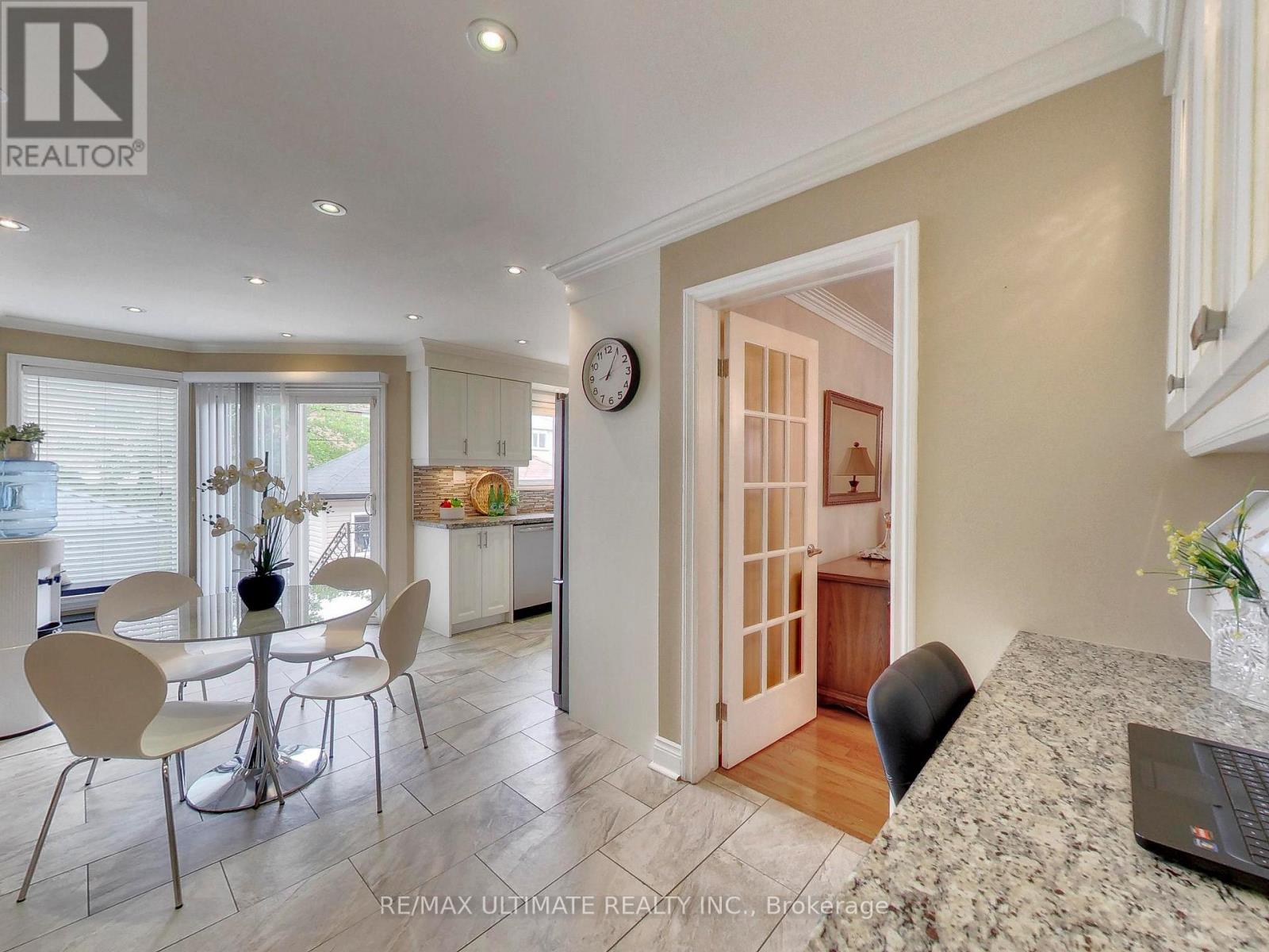 135 Glenn Hawthorne Boulevard, Mississauga, ON