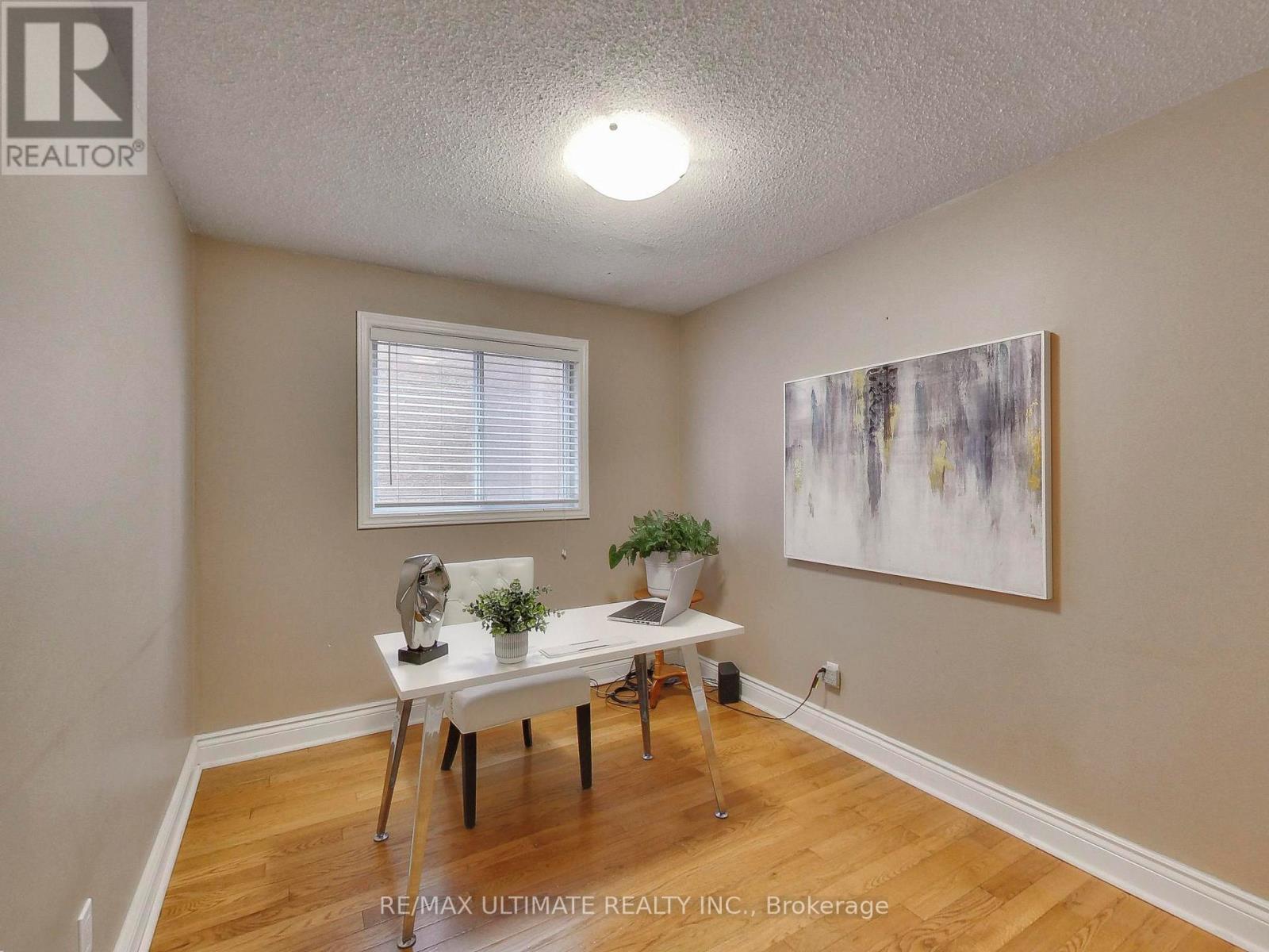 135 Glenn Hawthorne Boulevard, Mississauga, ON