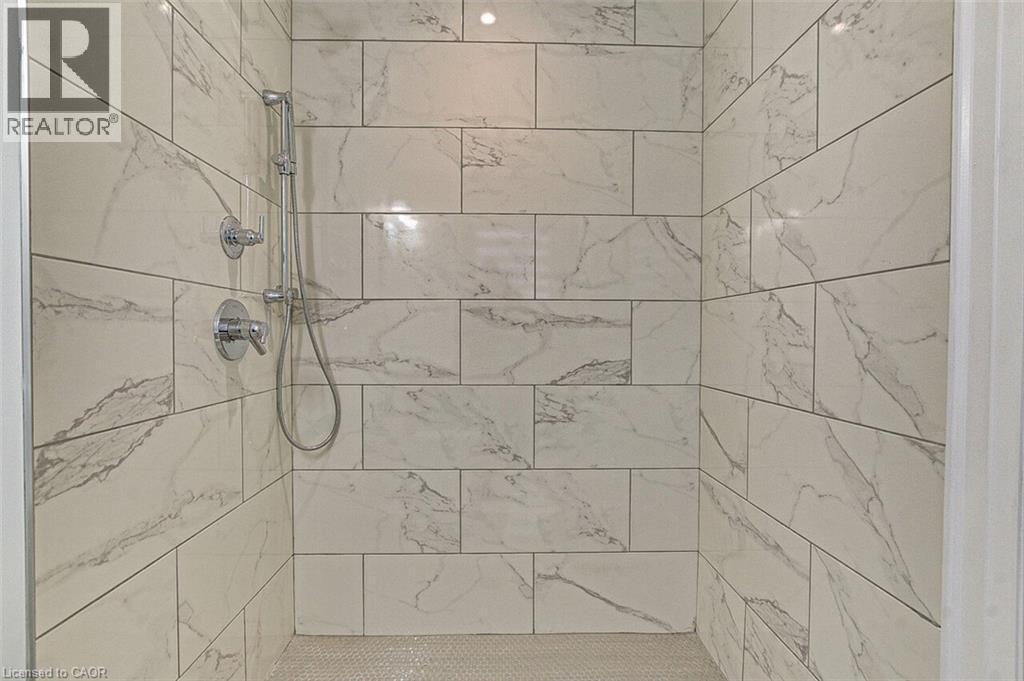 Shower in Primary Bath - 33 Tyrell Street, Simcoe, ON - Indoor Photo Showing Bathroom