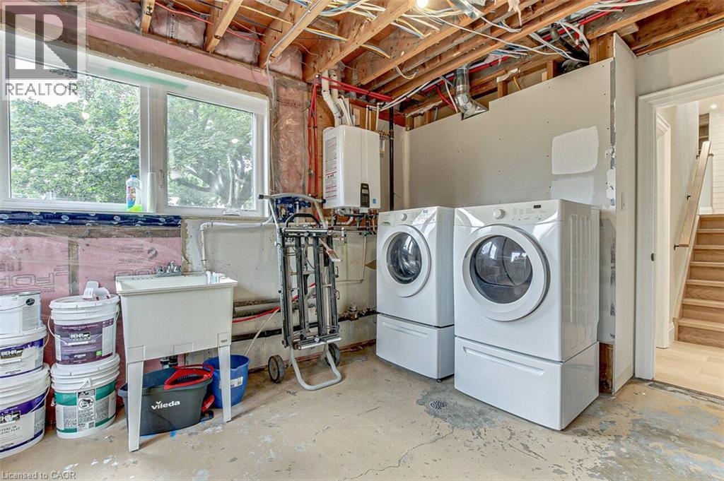 Laundry Room - 33 Tyrell Street, Simcoe, ON - Indoor Photo Showing Laundry Room
