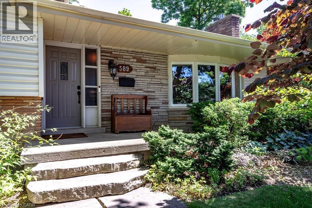589 Sharalin Court, Burlington, ON