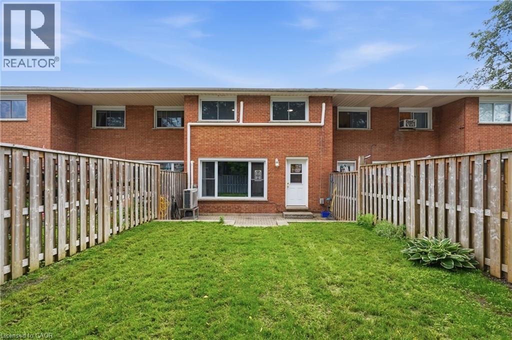 48 Windom Road Unit# I, Kitchener, ON - Outdoor With Exterior