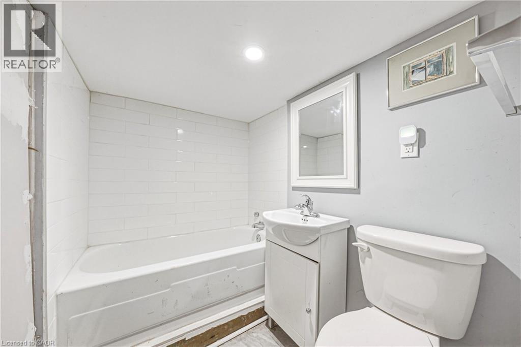 Bathroom - 47 Fraser Avenue, Hamilton, ON