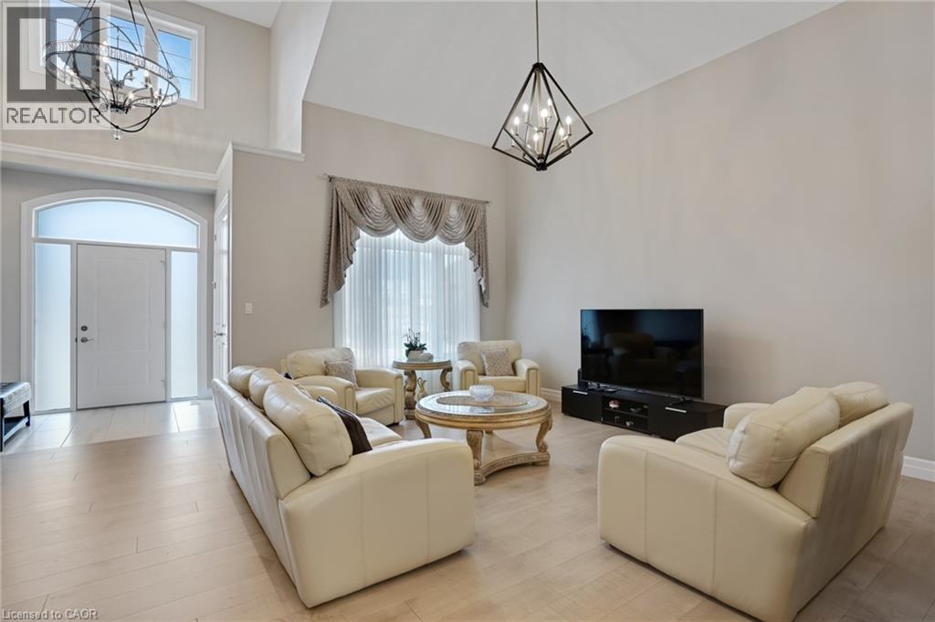 305 Blair Creek Drive, Kitchener, ON