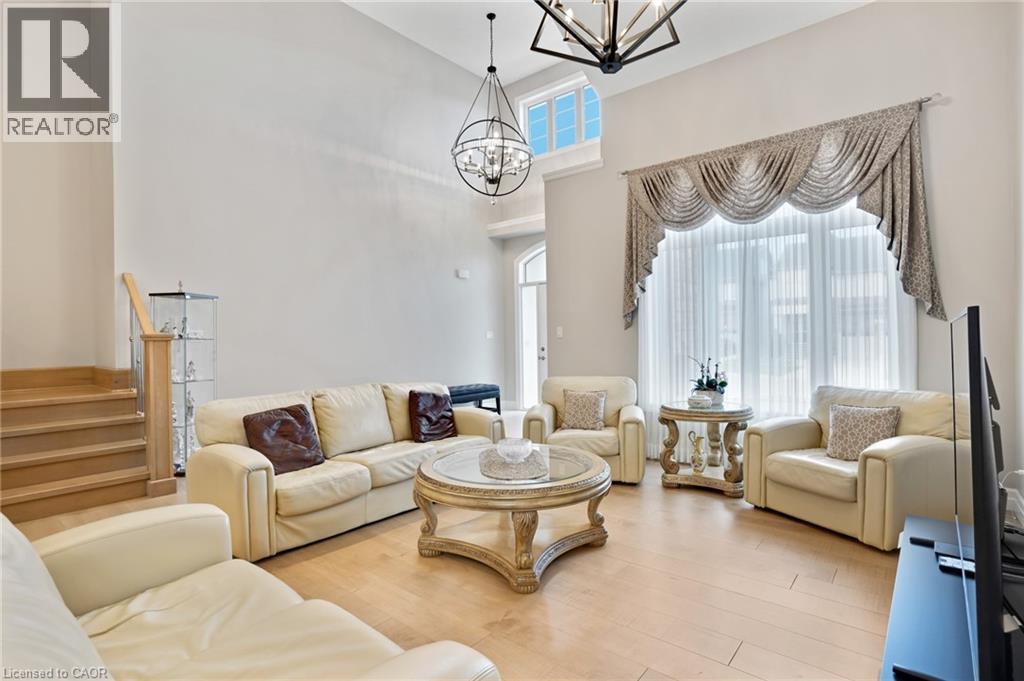 305 Blair Creek Drive, Kitchener, ON